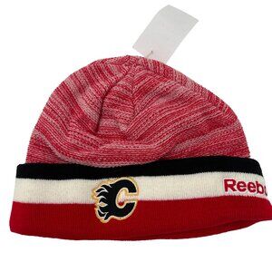 Reebok Unisex OSFA Red Striped Acrylic Calgary Flames NHL Hockey Beanie Hat NWT